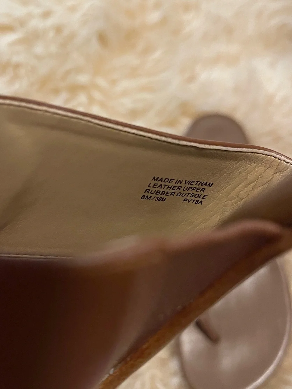 Heeled sandal interior